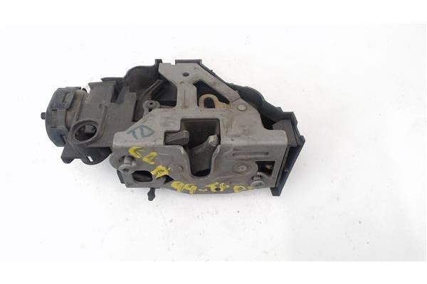 Recambio de cierre electromagnetico trasero derecho para mercedes-benz clase a (bm 168) 1.7 170 cdi (168.008) referencia OEM IAM