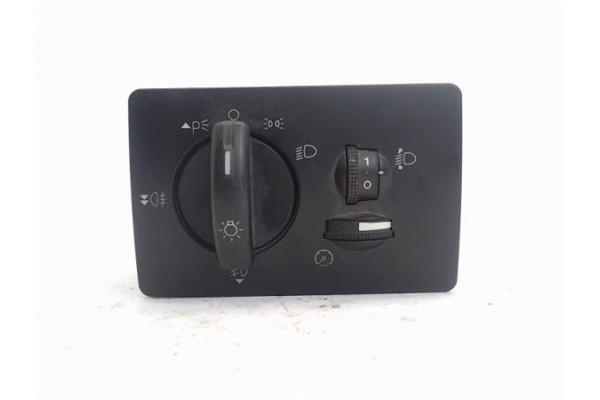 Recambio de mando de luces para ford focus berlina (cap) referencia OEM IAM 4M5T13A024LA 04059715 