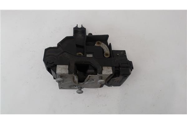 Recambio de cierre electromagnetico delantero derecho para saab 9-3 familiar 1.9 tid referencia OEM IAM   