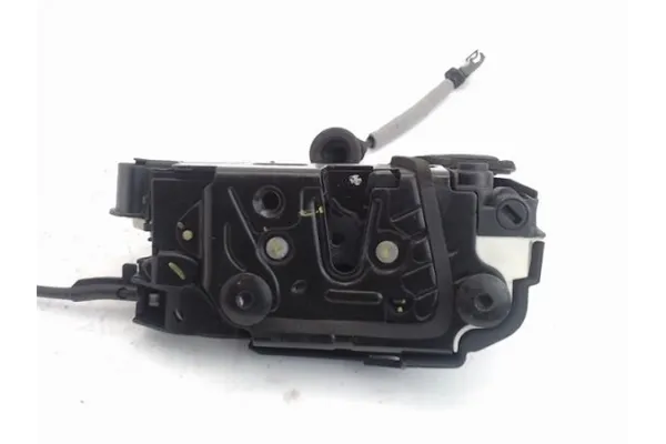 Recambio de cierre electromagnetico trasero derecho para volkswagen polo v (6r1) 1.2 sport referencia OEM IAM 6R4839016 Recambio de cierre electromagnetico trasero derecho para volkswagen polo v (6r1) 1.2 sport referencia OEM IAM 6R4839016