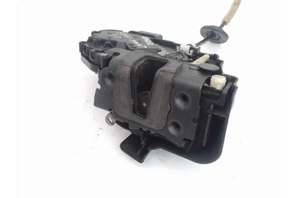 Recambio de cierre electromagnetico trasero derecho para land rover range rover sport 2.7 v6 td s referencia OEM IAM FQM500360 A