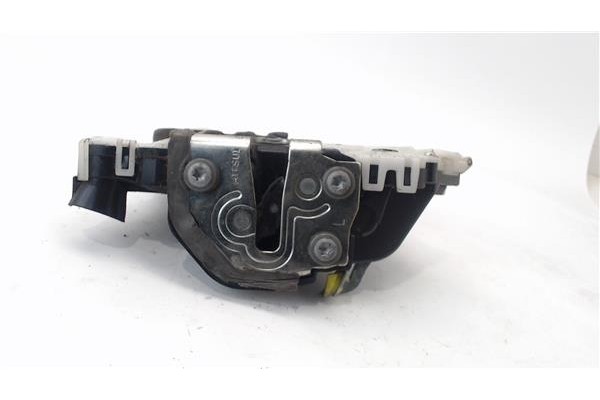 Recambio de cierre electromagnetico delantero izquierdo para toyota yaris (ksp9/scp9/nlp9) 1.4 active referencia OEM IAM   