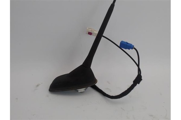 Recambio de antena electrica para peugeot 2008 1.6 hdi referencia OEM IAM 6561A0 9804058180 
