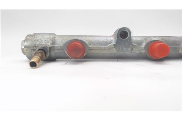 Recambio de rampa inyectora para renault megane ii ranchera familiar (km0/1_) 1.9 dci referencia OEM IAM 445214065  