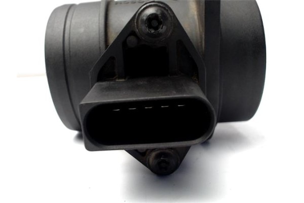 Recambio de caudalimetro para volkswagen golf v (1k1) 1.9 tdi referencia OEM IAM 0338906461B 0281002531 