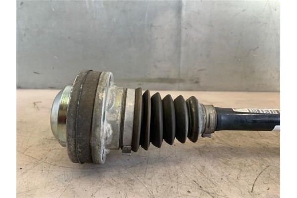 Recambio de palier delantero izquierdo para volkswagen passat berlina (3c2) 2.0 tdi 16v referencia OEM IAM 1K0407271BJ  1K040727