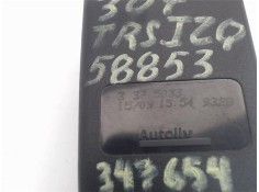 Recambio de anclaje cinturon trasero izquierdo para peugeot 307 break (3e) 2.0 referencia OEM IAM 3375033  