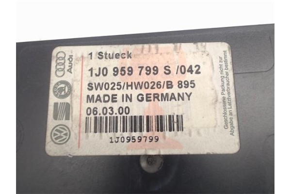 Recambio de centralita para seat toledo (1m2) referencia OEM IAM (1J0959799S)  
