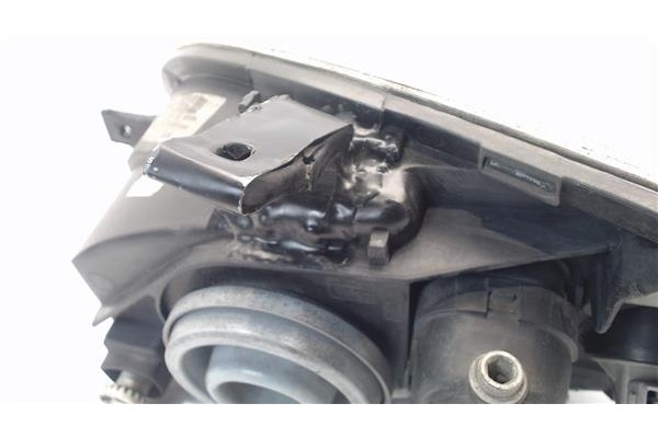 Recambio de faro delantero dcho para citroen saxo referencia OEM IAM 087573 89004404 6205W2 , CITROËN
