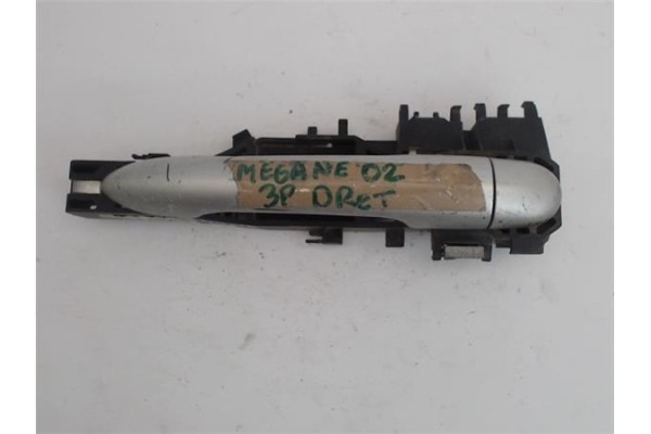 Recambio de maneta exterior delantero derecha para renault megane ii (bm0/1_, cm0/1_) 1.9d dci (120) referencia OEM IAM   