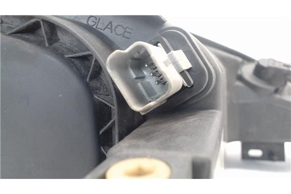 Recambio de faro delantero izquierdo para peugeot 206 referencia OEM IAM 9628666880 6204S9 