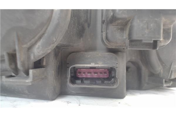 Recambio de faro delantero izquierdo para peugeot 406 berlina (s1/s2) referencia OEM IAM 0301175001  