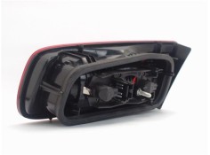 Recambio de piloto porton trasero izquierdo para renault laguna ii (bg0) 1.9 dci (bg1a, bg1w) referencia OEM IAM 8200262110 5076