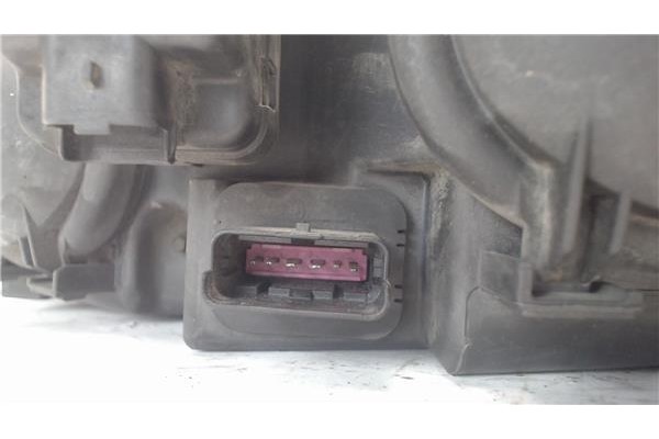 Recambio de faro delantero dcho para peugeot 406 berlina (s1/s2) referencia OEM IAM 0301037022  