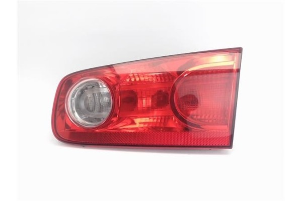 Recambio de piloto porton trasero derecho para renault laguna ii (bg0) 1.9 dci (bg1a, bg1w) referencia OEM IAM 8200262111 507625
