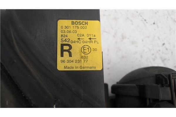 Recambio de faro delantero dcho para peugeot 406 berlina (s1/s2) referencia OEM IAM 0301037022  