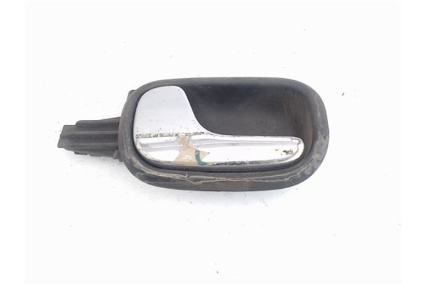Recambio de manilla int. puerta trasero izquierda para audi a4 avant (b5) 1.9 tdi quattro referencia OEM IAM   
