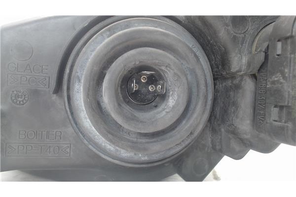 Recambio de faro delantero dcho para peugeot 206 referencia OEM IAM 6205S7 89001964 