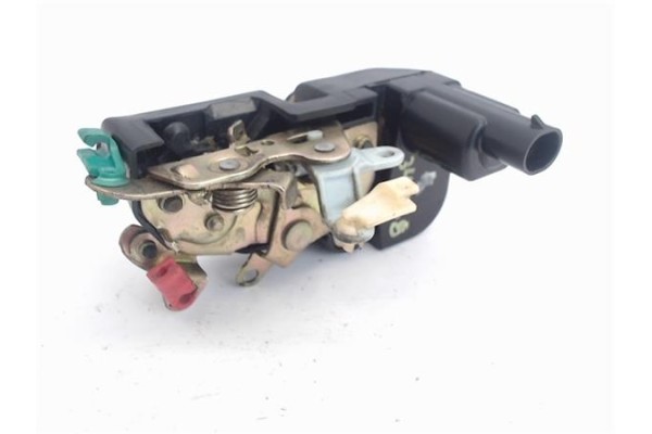 Recambio de cierre electromagnetico delantero derecho para chrysler voyager gs 2.4 i referencia OEM IAM   