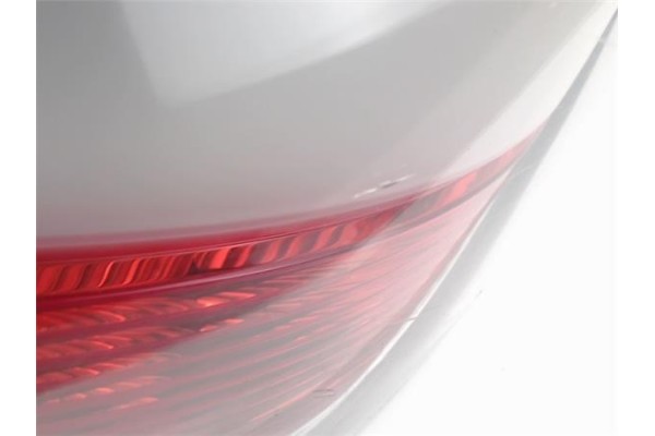 Recambio de piloto trasero derecho para opel astra h berlina 1.6 referencia OEM IAM 24451837  