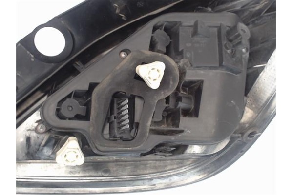 Recambio de piloto trasero izquierdo para opel astra h berlina 1.6 referencia OEM IAM 1222111 2201438 13222324 , OPEL | 93190304