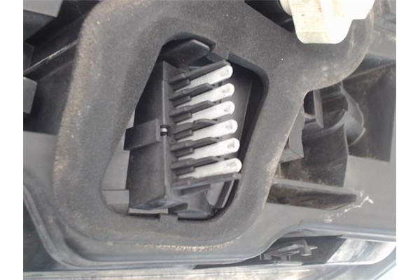 Recambio de piloto trasero izquierdo para opel astra h berlina 1.6 referencia OEM IAM 1222111 2201438 13222324 , OPEL | 93190304