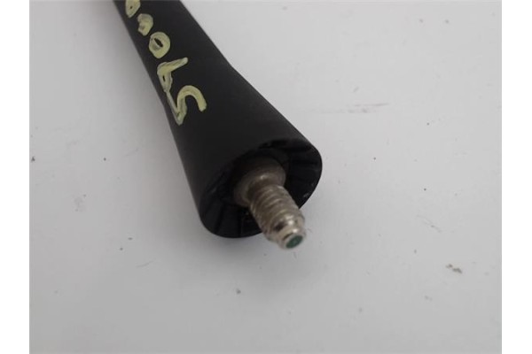 Recambio de antena electrica para opel astra h berlina 1.6 referencia OEM IAM 4705831 206030 13279181 , OPEL