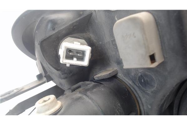 Recambio de faro delantero izquierdo para peugeot 206 referencia OEM IAM 9640559580 89005132 