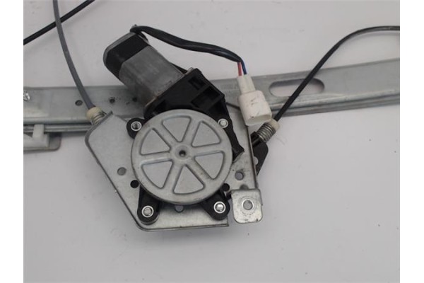 Recambio de mecanismo elevalunas delantero derecho para bmw serie 3 touring (e46) 2.0 320d referencia OEM IAM 51337020660 207012