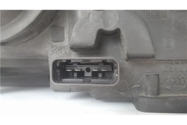 Recambio de faro delantero dcho para renault laguna ii (bg0) referencia OEM IAM 8200002847 89004686 