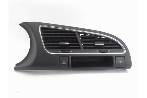 Recambio de rejilla entrada de aire para peugeot 3008 1.6 hdi referencia OEM IAM   