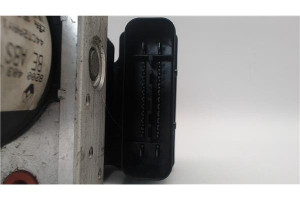 Recambio de nucleo abs para renault twingo ii 1.2 16v (c06c, c06d, c06k) referencia OEM IAM 8200403322F 44CT2AAY1 