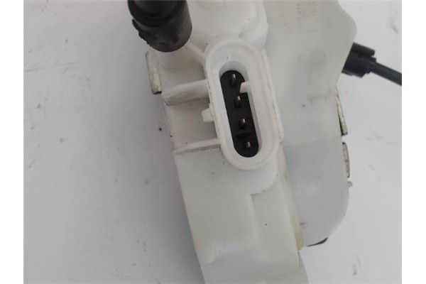Recambio de cierre electromagnetico delantero derecho para renault laguna ii (bg0) 1.9 dci (bg1a, bg1w) referencia OEM IAM 662 5