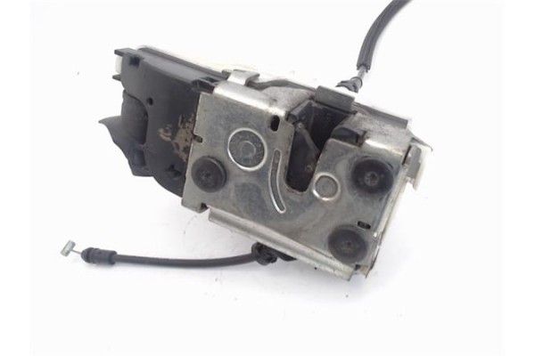 Recambio de cierre electromagnetico delantero izquierdo para renault laguna ii (bg0) 1.9 dci (bg1a, bg1w) referencia OEM IAM 661