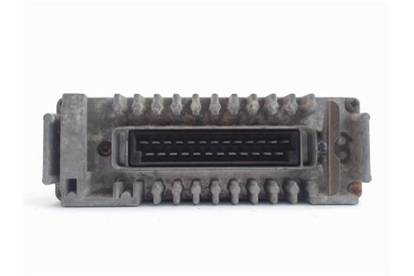 Recambio de centralita para volkswagen polo ii 2f (801/803) 1.3 cl extra coupe referencia OEM IAM (030906022J) (0261200326) 