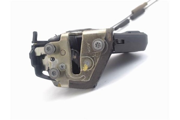 Recambio de cierre electromagnetico trasero derecho para toyota avensis berlina (t22) 2.0 vvt-i referencia OEM IAM   