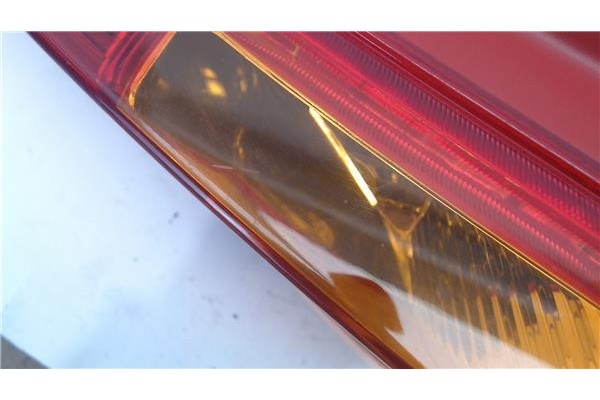 Recambio de piloto trasero izquierdo para fiat ii punto (188) berlina referencia OEM IAM 46817804  