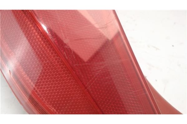 Recambio de piloto trasero izquierdo para fiat ii punto (188) berlina referencia OEM IAM 465178040  
