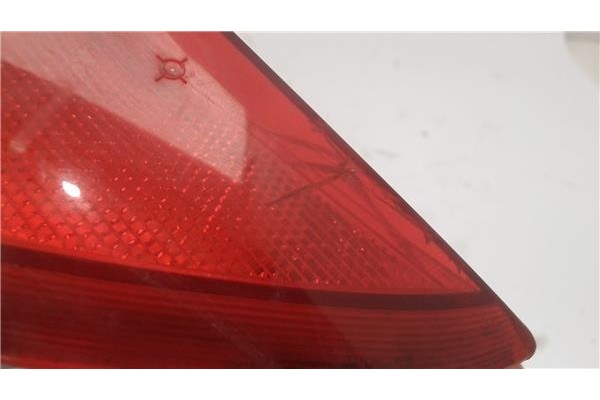 Recambio de piloto trasero izquierdo para fiat ii punto (188) berlina referencia OEM IAM 286201  