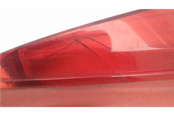 Recambio de piloto trasero izquierdo para fiat ii punto (188) berlina referencia OEM IAM 286201  