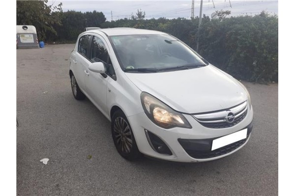 opel corsa d del año 2014