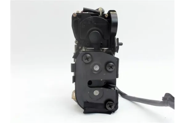 Recambio de cierre electromagnetico trasero derecho para mazda premacy (cp) 1.8 referencia OEM IAM CB0772310D  