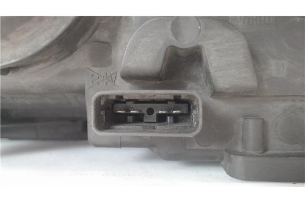 Recambio de faro delantero dcho para renault laguna ii (bg0) referencia OEM IAM 8200002847 89004686 