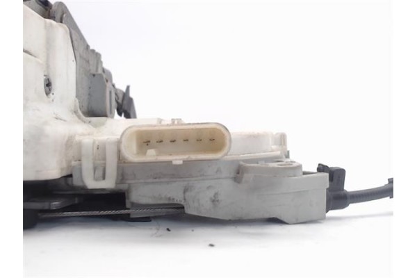 Recambio de cerradura puerta delantero derecha para seat altea (5p1) referencia OEM IAM 1P1837016 B  1P1837016 , AUDI | 1P183701