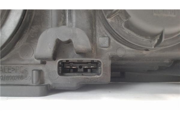 Recambio de faro delantero izquierdo para renault laguna ii (bg0) referencia OEM IAM 8200002845 89004687 