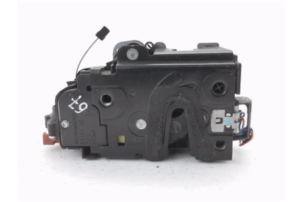 Recambio de cerradura puerta delantero derecha para skoda fabia (5j2) 1.2 active referencia OEM IAM 3B2837016AB  