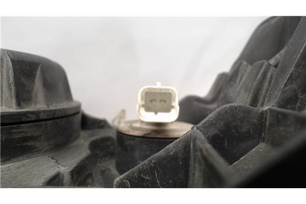 Recambio de faro delantero dcho para renault laguna ii (bg0) referencia OEM IAM 8200002847 89004686 