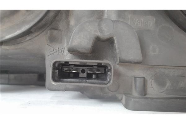 Recambio de faro delantero dcho para renault laguna ii (bg0) referencia OEM IAM 8200002847 89004686 