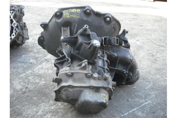 Recambio de caja cambios manual para opel corsa b 1.2 i referencia OEM IAM 90446059 0076124 