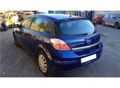 opel astra h berlina del año 2004